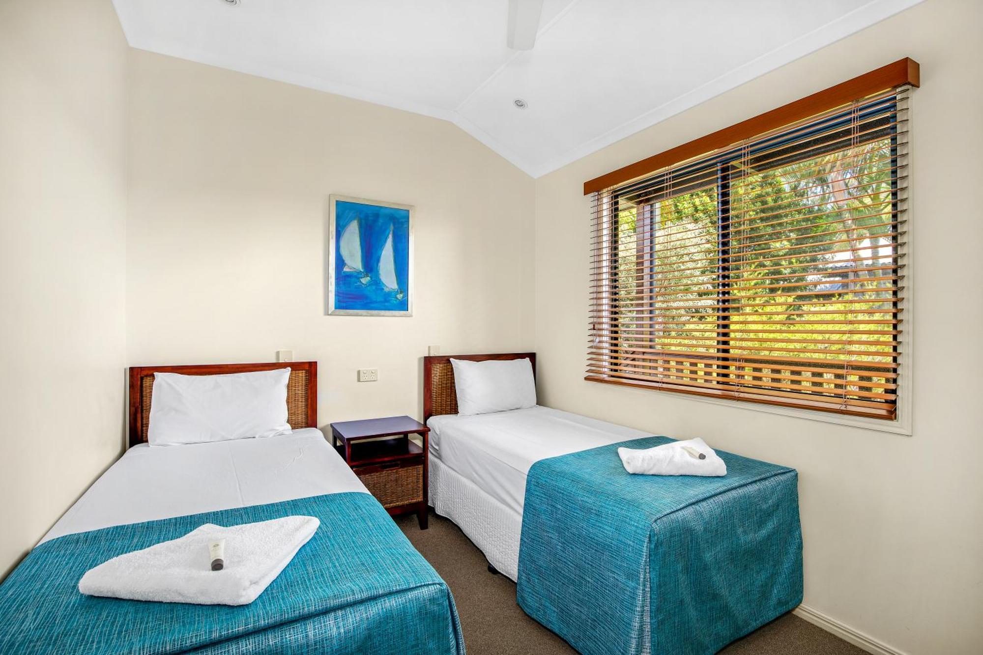 Tin Can Bay Marina Villas Extérieur photo
